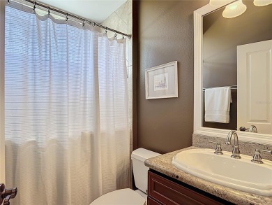 Beautifully maintained 3-bedroom, 2-bath NATCHEZ PREMIER model on The Links of Spruce Creek in Florida - for sale on GolfHomes.com, golf home, golf lot