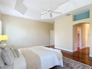 Beautifully maintained 3-bedroom, 2-bath NATCHEZ PREMIER model on The Links of Spruce Creek in Florida - for sale on GolfHomes.com, golf home, golf lot