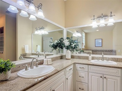 Beautifully maintained 3-bedroom, 2-bath NATCHEZ PREMIER model on The Links of Spruce Creek in Florida - for sale on GolfHomes.com, golf home, golf lot
