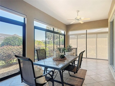 Beautifully maintained 3-bedroom, 2-bath NATCHEZ PREMIER model on The Links of Spruce Creek in Florida - for sale on GolfHomes.com, golf home, golf lot
