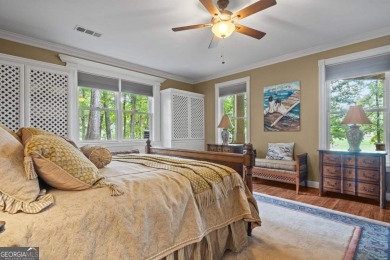 Luxury living in the heart of Harbor Club on Lake Oconee! This on Harbor Club Golf and Country Club in Georgia - for sale on GolfHomes.com, golf home, golf lot