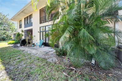 Under contract-accepting backup offers. Price Improvement! The on Kings Point Executive Golf Course in Florida - for sale on GolfHomes.com, golf home, golf lot