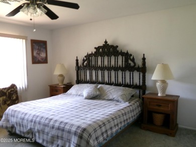 Well maintained Regency model in need of new owner.  This unit on Greenbriar Woodlands in New Jersey - for sale on GolfHomes.com, golf home, golf lot