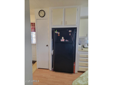 REDUCED! This is a lovely furnished 2 bedroom 2 bath home with on 3 Parks Fairways in Arizona - for sale on GolfHomes.com, golf home, golf lot