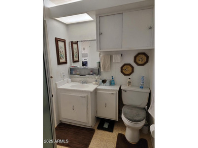 REDUCED! This is a lovely furnished 2 bedroom 2 bath home with on 3 Parks Fairways in Arizona - for sale on GolfHomes.com, golf home, golf lot