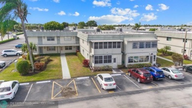 This 2 bedroom, 2 bath delightful Kings Point condo offers space on Kings Point Golf -Flanders Way in Florida - for sale on GolfHomes.com, golf home, golf lot