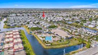 This 2 bedroom, 2 bath delightful Kings Point condo offers space on Kings Point Golf -Flanders Way in Florida - for sale on GolfHomes.com, golf home, golf lot