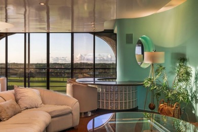 Penthouse perfection in the heart of Boca Raton. This on Boca Pointe Country Club in Florida - for sale on GolfHomes.com, golf home, golf lot