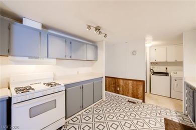 Great opportunity in a desirable age-restricted community! This on Royal Links Golf Club in Nevada - for sale on GolfHomes.com, golf home, golf lot