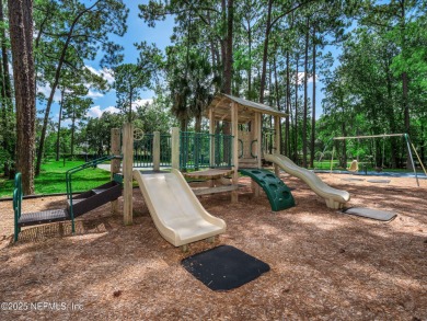 BACK ON THE MARKET. BUYERS LOSS IS YOUR GAIN. Beautifully on Jacksonville Golf and Country Club in Florida - for sale on GolfHomes.com, golf home, golf lot