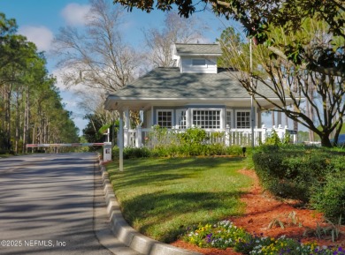 BACK ON THE MARKET. BUYERS LOSS IS YOUR GAIN. Beautifully on Jacksonville Golf and Country Club in Florida - for sale on GolfHomes.com, golf home, golf lot