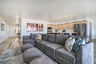 NIGHTLY RENTALS ALLOWED! Updated 3-bed condo in Las Palmas on Sunbrook Golf Course in Utah - for sale on GolfHomes.com, golf home, golf lot
