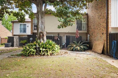 PRICED TO SELL! Welcome to this beautifully designed 3-bedroom on Perdido Bay Golf Club in Florida - for sale on GolfHomes.com, golf home, golf lot