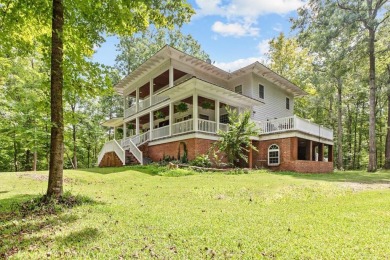 BEAUTIFUL CHARLESTON STYLE HOME RIGHT ON THE CAPE FEAR RIVER! on Chicora Golf Course in North Carolina - for sale on GolfHomes.com, golf home, golf lot