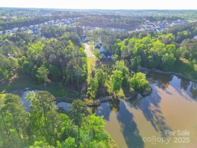 What a rare find! A beautiful one acre waterfront lot in the on Edgewater Golf Club in South Carolina - for sale on GolfHomes.com, golf home, golf lot