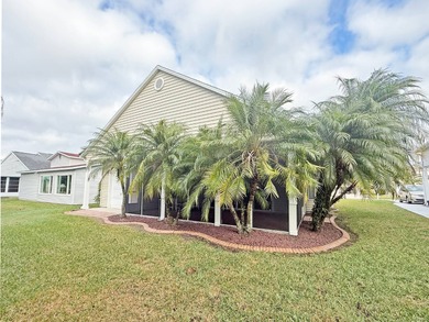 This beautifully maintained resort home features 1 bedroom, 1.5 on The Great Outdoors Golf and Country Club in Florida - for sale on GolfHomes.com, golf home, golf lot