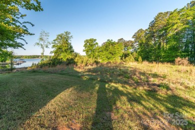 What a rare find! A beautiful one acre waterfront lot in the on Edgewater Golf Club in South Carolina - for sale on GolfHomes.com, golf home, golf lot