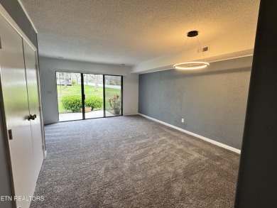 Recently updated 2-bedroom, 1.5-bath condo in Wilshire Heights on Stonehenge Golf Course in Tennessee - for sale on GolfHomes.com, golf home, golf lot