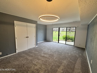 Recently updated 2-bedroom, 1.5-bath condo in Wilshire Heights on Stonehenge Golf Course in Tennessee - for sale on GolfHomes.com, golf home, golf lot