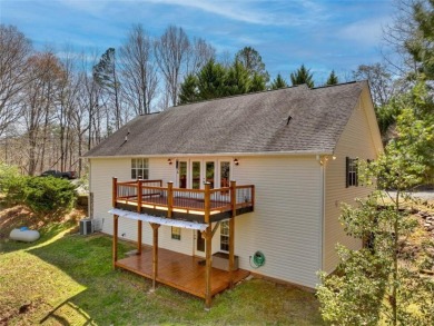 This lovely 4 bedroom, 3 bath home is in the sought-after on White Path Golf Club in Georgia - for sale on GolfHomes.com, golf home, golf lot