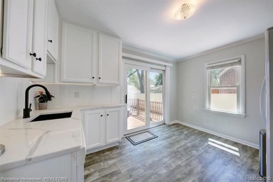 **Charming Royal Oak Bungalow - 3 Bed, 2 .5 Bath**
Welcome to on Red Run Golf Club in Michigan - for sale on GolfHomes.com, golf home, golf lot