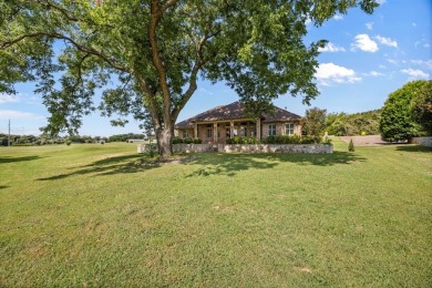 Beautiful Custom Home with Golf Course Views- No HOA! 
Welcome on Granbury Country Club in Texas - for sale on GolfHomes.com, golf home, golf lot