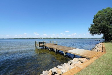 CONTACT BECKY DAY AT  FOR A PRIVATE TOUR
This charming on Bluewater Bay Resort in Florida - for sale on GolfHomes.com, golf home, golf lot