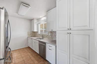 Move-in ready and freshly painted in November, this charming on PalmBrook Country Club in Arizona - for sale on GolfHomes.com, golf home, golf lot