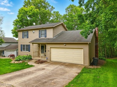 Welcome to this charming and thoughtfully updated 3-bedroom on Fox Den Golf Course in Ohio - for sale on GolfHomes.com, golf home, golf lot