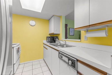 Welcome to 503 Albee Farm Road, Unit B16, in the beautiful Las on Bird Bay Executive Golf Club in Florida - for sale on GolfHomes.com, golf home, golf lot