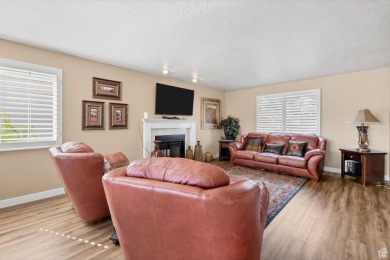 Beautiful turn-key Las Palmas condo-ready for you or your on Sunbrook Golf Course in Utah - for sale on GolfHomes.com, golf home, golf lot