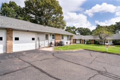 Beautiful End unit 2 Bedrooms 1.5 Baths 1 Car Garage and Heated on Leisure Village Golf Course in New York - for sale on GolfHomes.com, golf home, golf lot