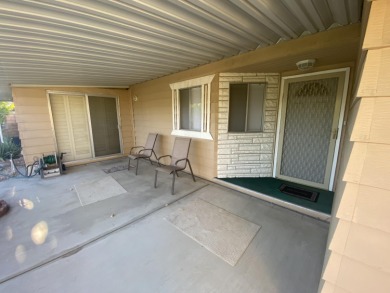 This great manufactured home is located in Palm Desert Greens on Palm Desert Greens Country Club in California - for sale on GolfHomes.com, golf home, golf lot