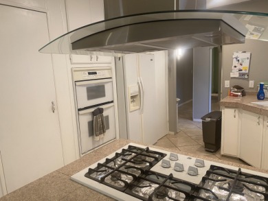 This great manufactured home is located in Palm Desert Greens on Palm Desert Greens Country Club in California - for sale on GolfHomes.com, golf home, golf lot