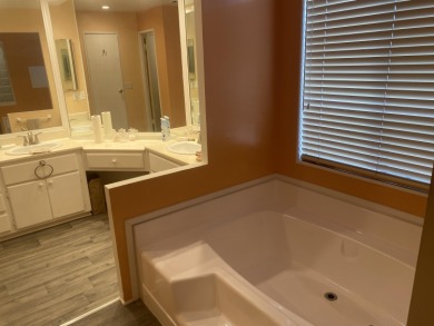 This great manufactured home is located in Palm Desert Greens on Palm Desert Greens Country Club in California - for sale on GolfHomes.com, golf home, golf lot