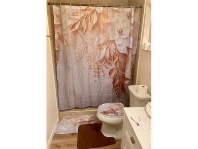 EVERYTHING HAS BEEN TASTEFULLY UPDATED IN THIS (PET & SMOKE on On Top of the World Golf Course in Florida - for sale on GolfHomes.com, golf home, golf lot