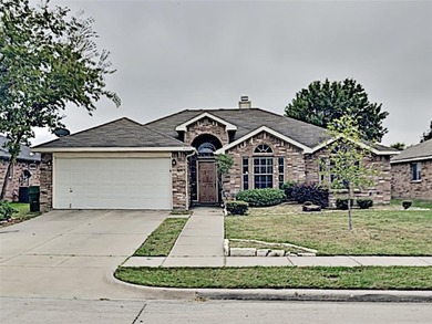 Discover the perfect blend of comfort and convenience in this on Mansfield National Golf Club in Texas - for sale on GolfHomes.com, golf home, golf lot