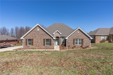 Less than 3 years old. Wonderful 4 Bedroom, 2 bath home (split on Vache-Grasse Country Club in Arkansas - for sale on GolfHomes.com, golf home, golf lot