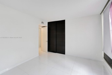 Spacious 2-bed, 2-bath condo in the heart of Inverrary! This on Inverrary Country Club in Florida - for sale on GolfHomes.com, golf home, golf lot