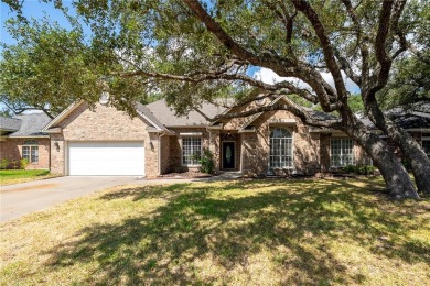 *Charming Rockport Country Club Home* Nestled beneath the shade on Rockport Country Club in Texas - for sale on GolfHomes.com, golf home, golf lot