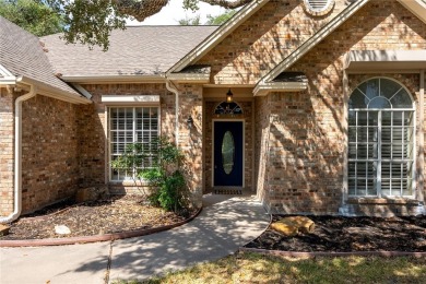 *Charming Rockport Country Club Home* Nestled beneath the shade on Rockport Country Club in Texas - for sale on GolfHomes.com, golf home, golf lot
