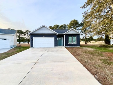 Welcome to 3102 Cutter Ct, a 3-bedroom, 2-bath home in the on Captains Cove Golf and Yacht Club in Virginia - for sale on GolfHomes.com, golf home, golf lot