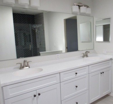 A must see 3/2 split floor plan home providing 1,568 sq ft of on Brookridge Country Club in Florida - for sale on GolfHomes.com, golf home, golf lot