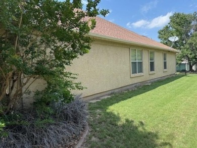 Lots of potential here with Great open floorplan, screened in on Wildhorse Golf Club of Robson Ranch in Texas - for sale on GolfHomes.com, golf home, golf lot