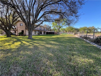 Spacious 2 story home has a great view of the local Municipal on Alice Municipal Golf Course in Texas - for sale on GolfHomes.com, golf home, golf lot