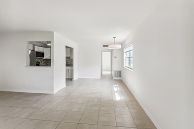 First-Floor, Beautifully Updated Condo in King's Point - 55+ on Addison Reserve in Florida - for sale on GolfHomes.com, golf home, golf lot