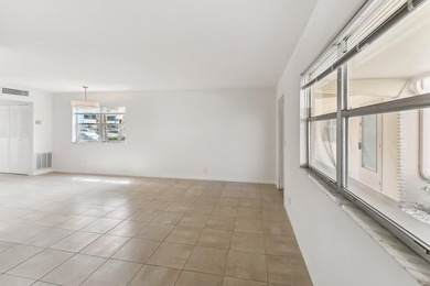 First-Floor, Beautifully Updated Condo in King's Point - 55+ on Addison Reserve in Florida - for sale on GolfHomes.com, golf home, golf lot