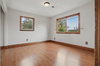 Listed by Lori Barnett, Engel & Volkers Black Hills, .   $20,000 on Meadowbrook Golf Course in South Dakota - for sale on GolfHomes.com, golf home, golf lot