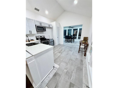 Move-in ready, furnished retreat nestled among the tall pines of on Holly Lake Ranch Golf Club in Texas - for sale on GolfHomes.com, golf home, golf lot