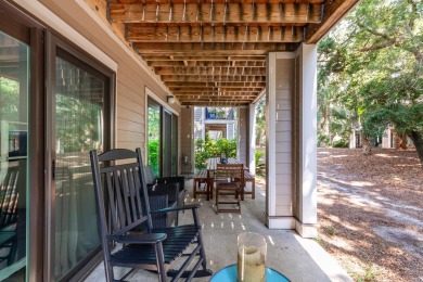 Gorgeous, 2 bedroom, 2 bath, first floor condo with golf views on The Seabrook Island Club in South Carolina - for sale on GolfHomes.com, golf home, golf lot